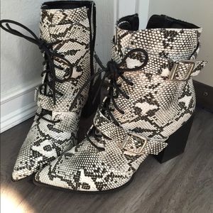 Ankle boots